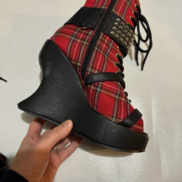 Demonic Red Plaid Tartan Wedge Peep Toe Lace Up Shoes Grunge Punk Gothic Size 7 - Picture 9 of 12